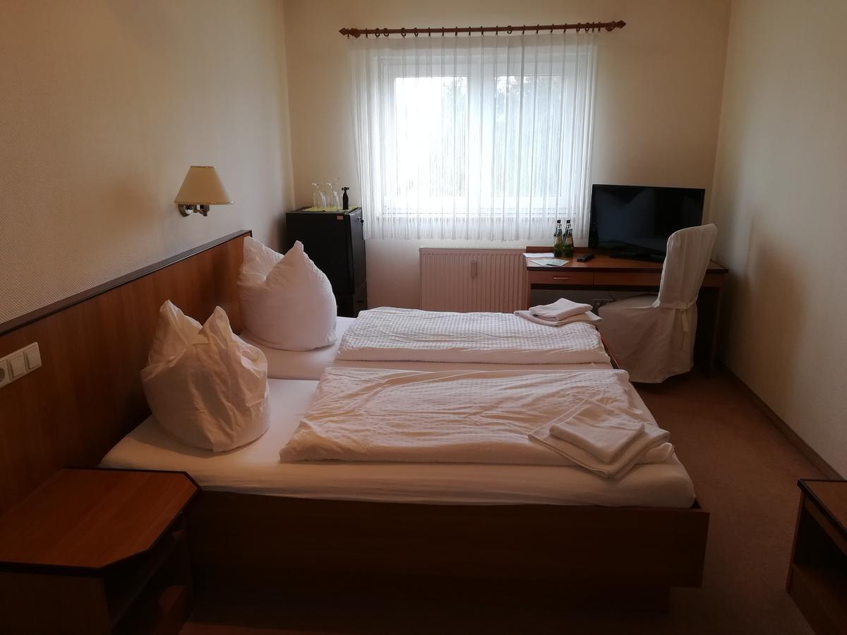 Weinbau & Pension "8Zeilen" Golk Extérieur photo
